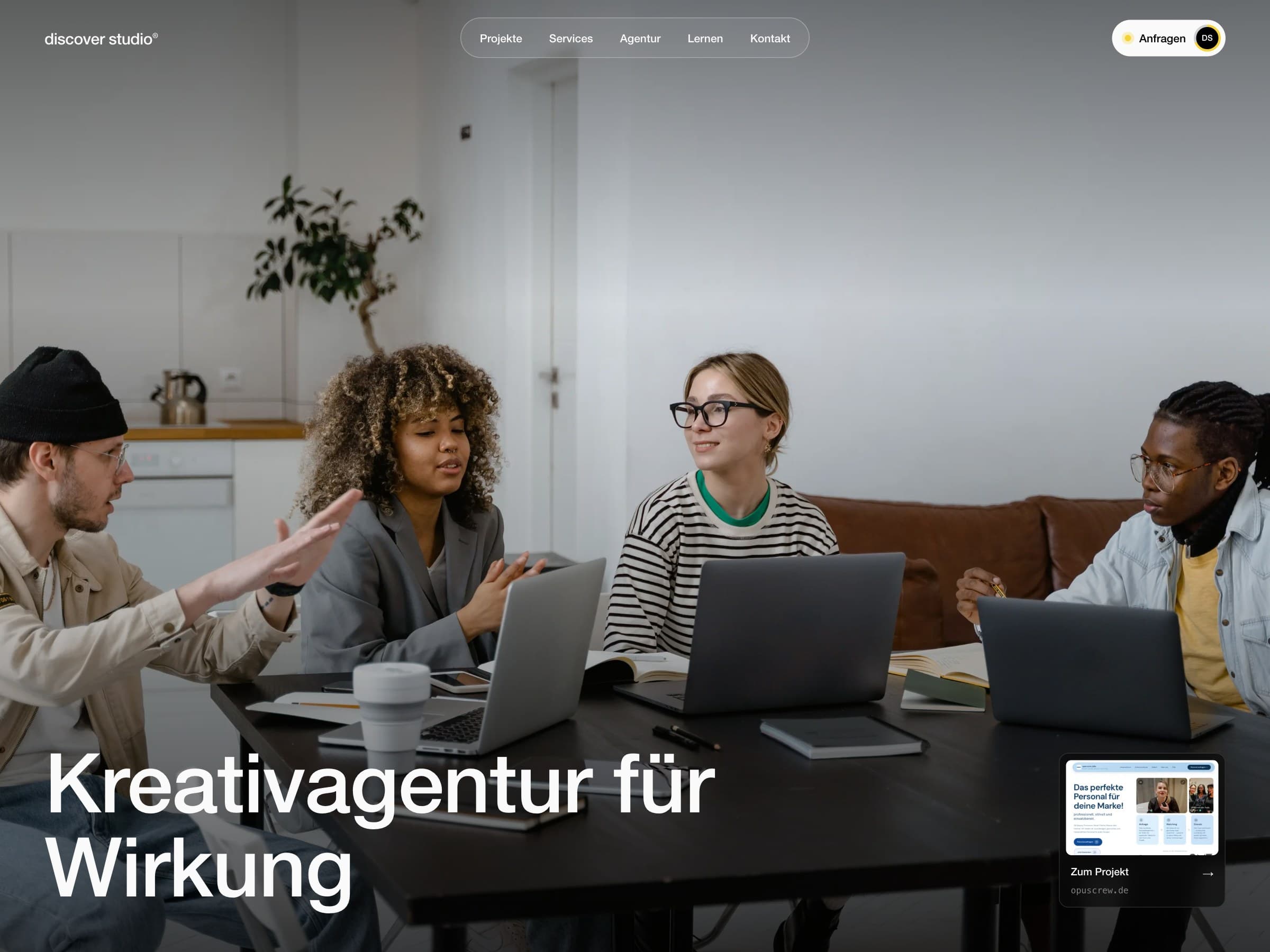 Discover Studio — Ansicht 1
